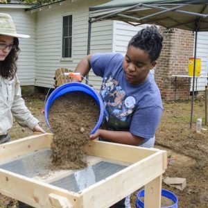 UM staff members and students participate in the 2016 Public Archaeology Day at Rowan Oak. Photo by Marlee Crawford/