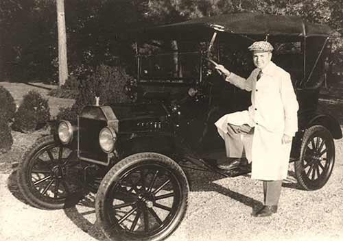 Arch Dalrymple III and the Model T Ford he drove as a student.