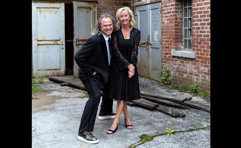  Brook and Pam Smith recently pledged $1 million to support Gravy, a podcast produced by the Southern Foodways Alliance.