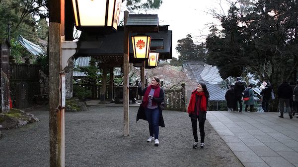 Gwenafaye McCormick’s studies in Japan included several cultural opportunities, such as eating ‘real sushi’ for the first time and visiting Japanese temples and gardens. 